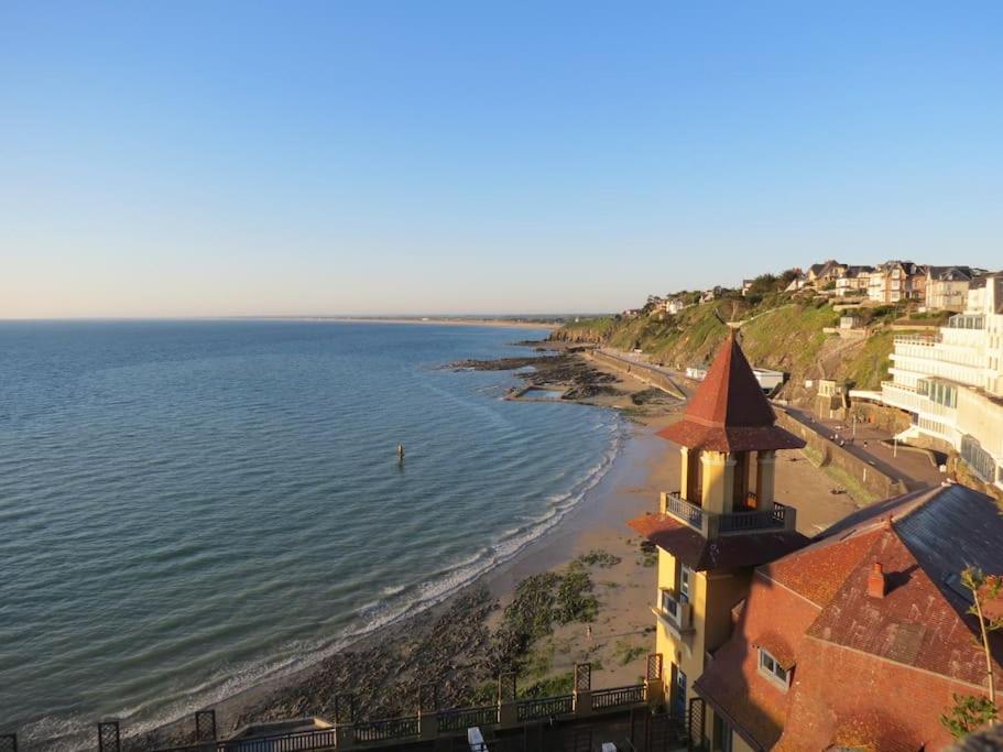Maison Vue Sur Le Mont Saint Michel Et Sa Baie Champeaux 外观 照片